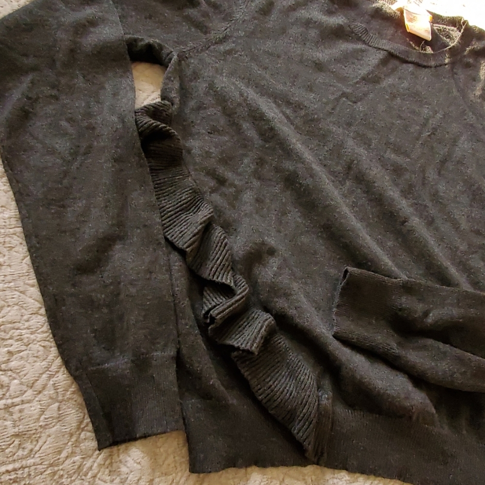Sweater - Picture 3 of 3